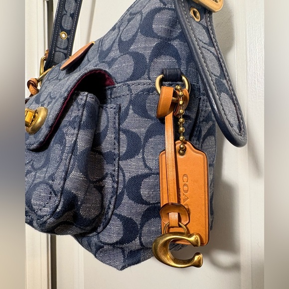 💙 Coach Signature Denim Cargo Shoulder Bag | 3239 - Picture 8 of 16